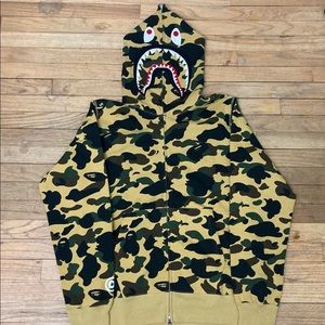 Brand new Bape full zip shark size xl